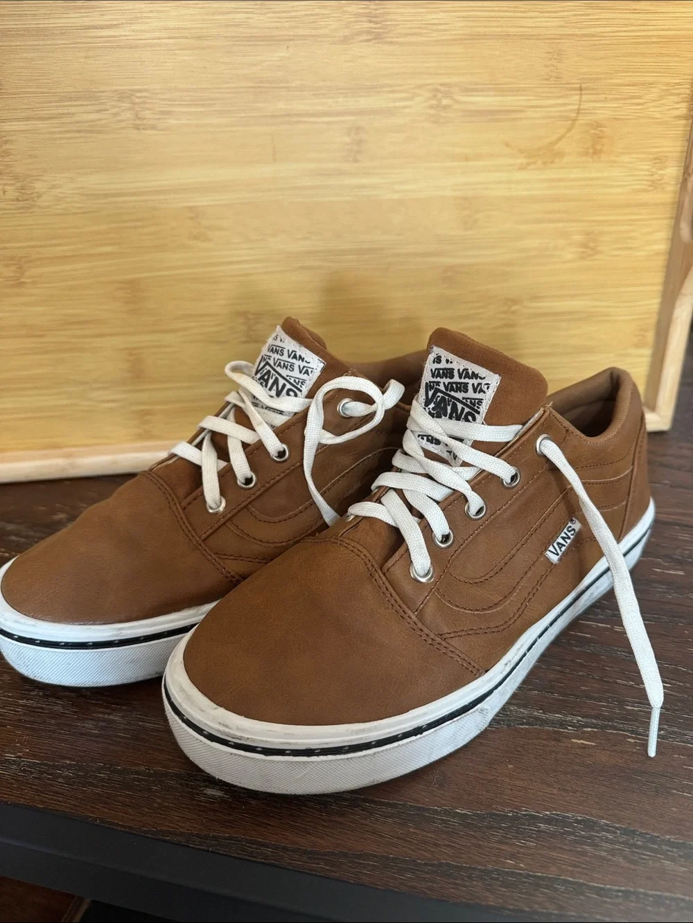 Vans Men’s Tan leather Low-Top Skate Sneakers with White Laces